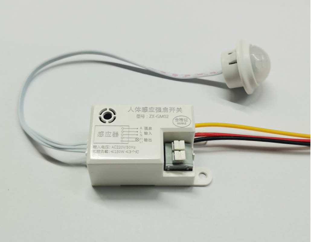 CE Rohs LED Sensor อุปกรณ์เสริม PIR Motion Sensor Module 12V / 24V PCB Motion Sensor สำหรับตู้ไฟ LED