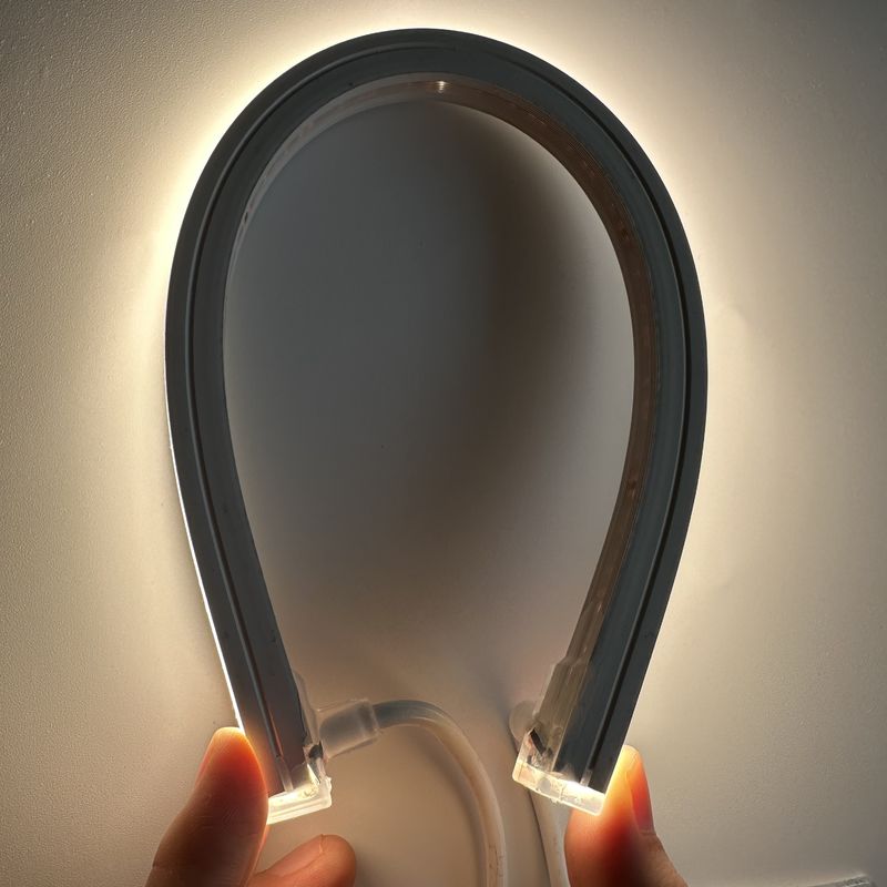 DC 12V / 24V แถบนีออนอ่อน 120LEDs / M สำหรับ LED ในร่ม / กลางแจ้งซิลิโคน 24V Neon Light